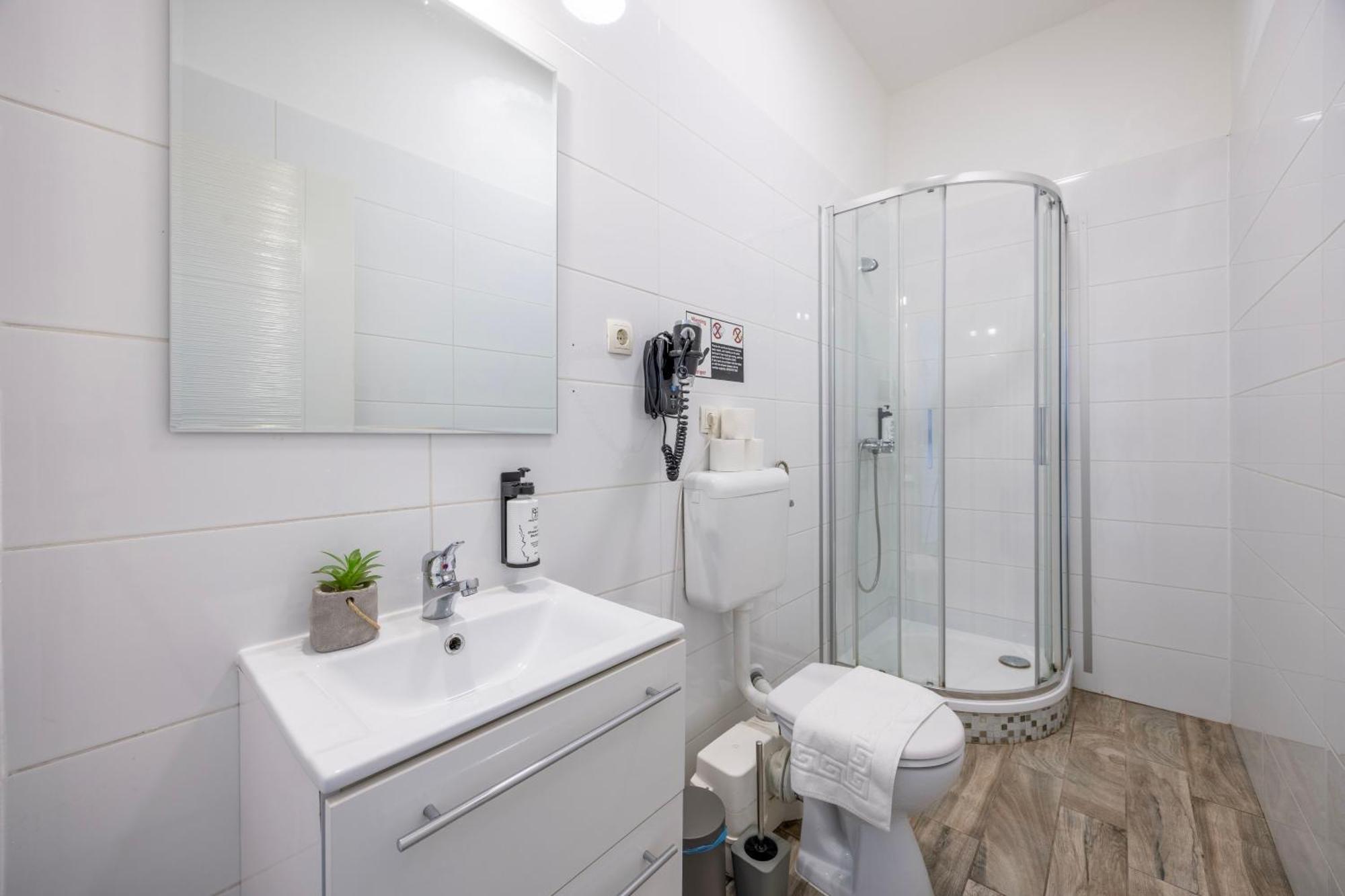 Apartman Deluxe Danube Center Next To The Fashion St'