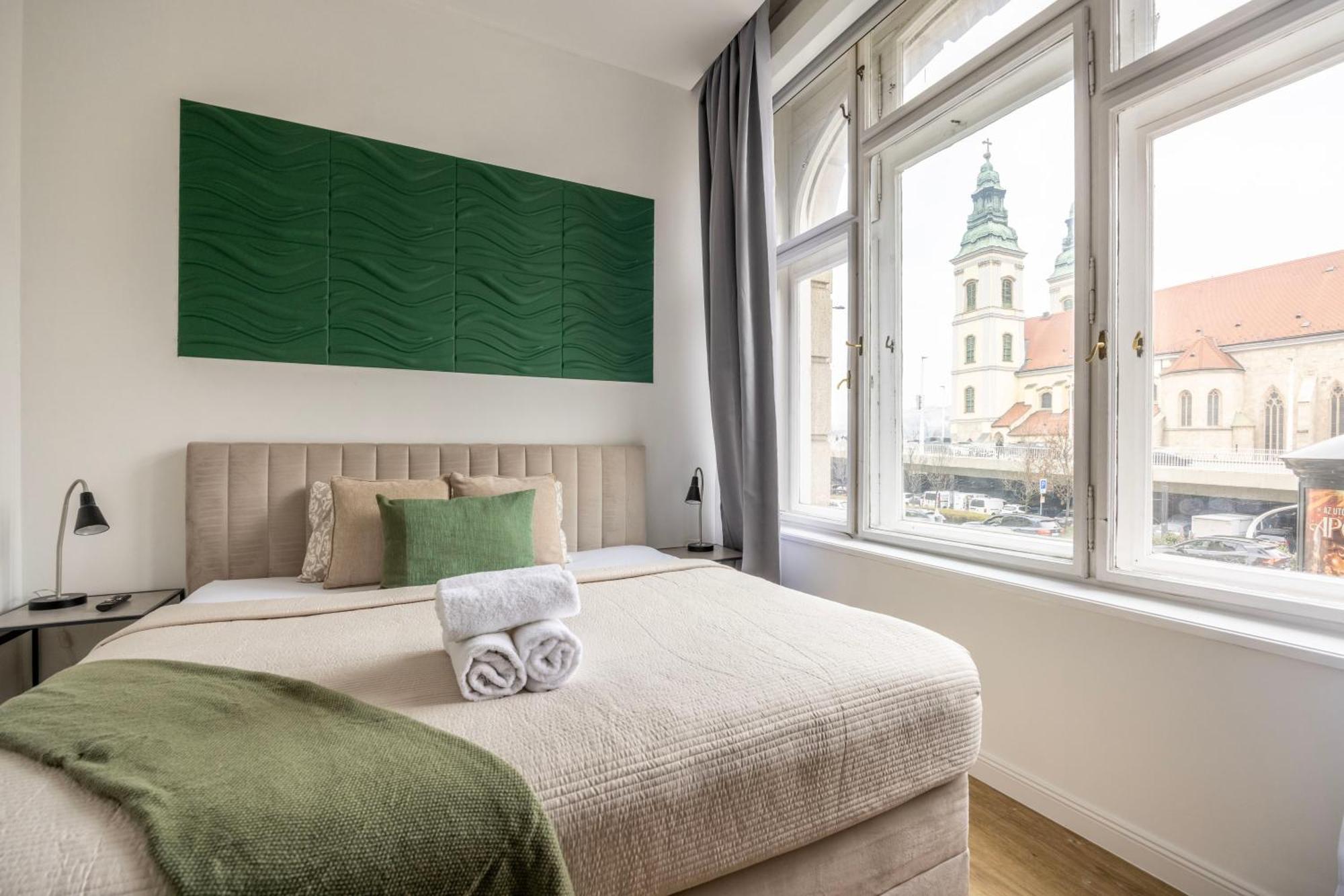 Apartman Deluxe Danube Center Next To The Fashion St'